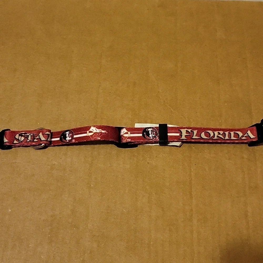 NWT: Florida State Seminoles Adjustable Dog Collar